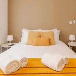 Petit By Pcale بورتو