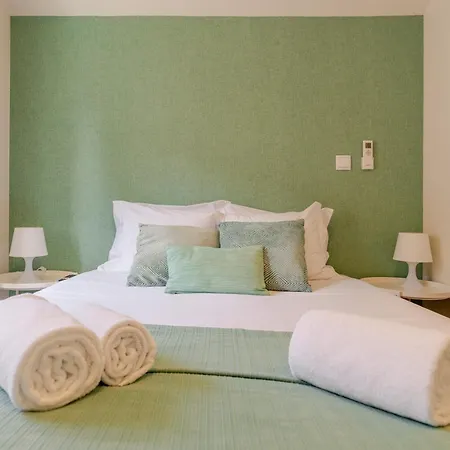 Guest house Petit By Pcale Porto