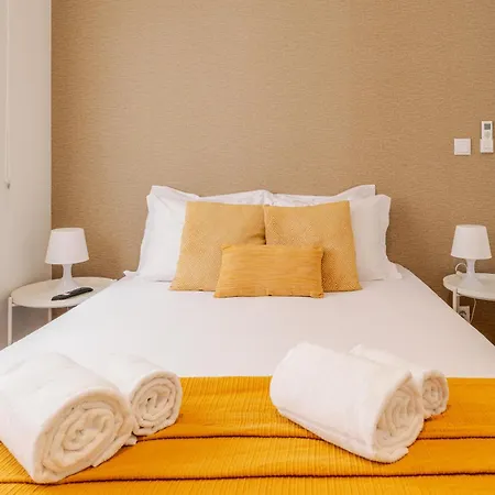 Petit By Pcale Porto