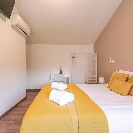 בית הארחה Petit By Pcale 3*