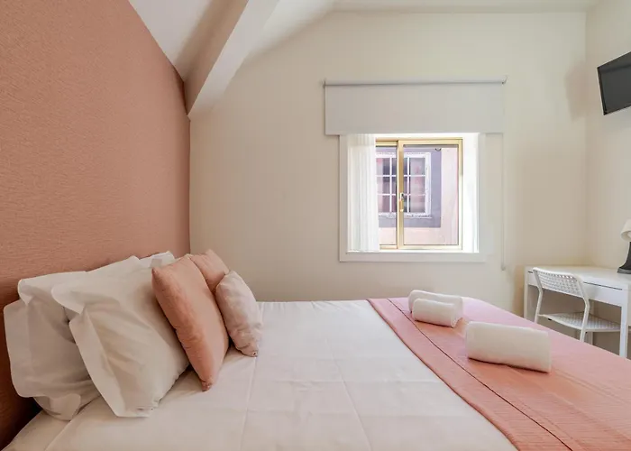 Petit By Pcale 3* פורטו