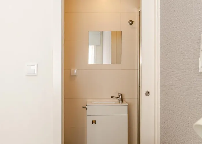 בית הארחה Petit By Pcale